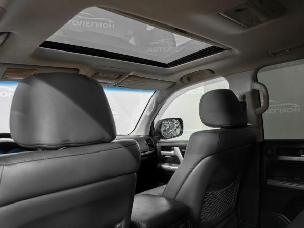 Toyota Land Cruiser 200 Series с пробегом 2010 года, цена 2 750 000 рублей, 260000 км, внедорожник, Автокод Объявления