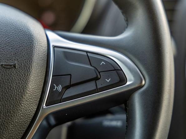 Renault Kaptur I Рестайлинг с пробегом 2021 года, цена 1 628 000 рублей, 74630 км, внедорожник, Автокод Объявления