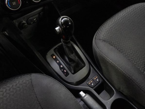 Kia Rio III Рестайлинг с пробегом 2015 года, цена 1 080 000 рублей, 141567 км, седан, Автокод Объявления