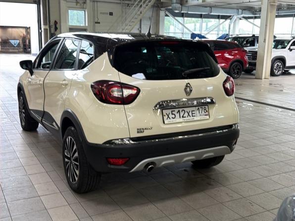 Renault Kaptur I с пробегом 2017 года, цена 1 200 000 рублей, 127000 км, внедорожник, Автокод Объявления