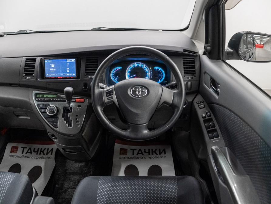 Toyota ISis I Рестайлинг Красноярск  - изображение 11