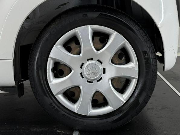 Peugeot 107 I Рестайлинг с пробегом 2011 года, цена 435 000 рублей, 105100 км, хэтчбек, Автокод Объявления