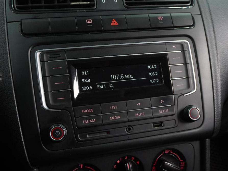 Volkswagen Polo V Рестайлинг Воронеж  - изображение 12