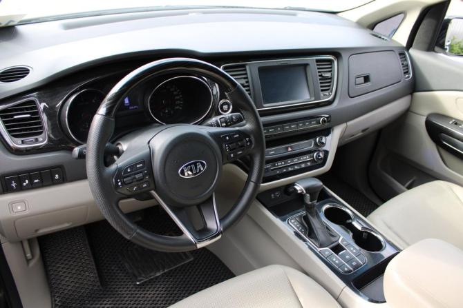 Kia Carnival III с пробегом 2018 года, цена 2 431 000 рублей, 208127 км, минивэн, Автокод Объявления