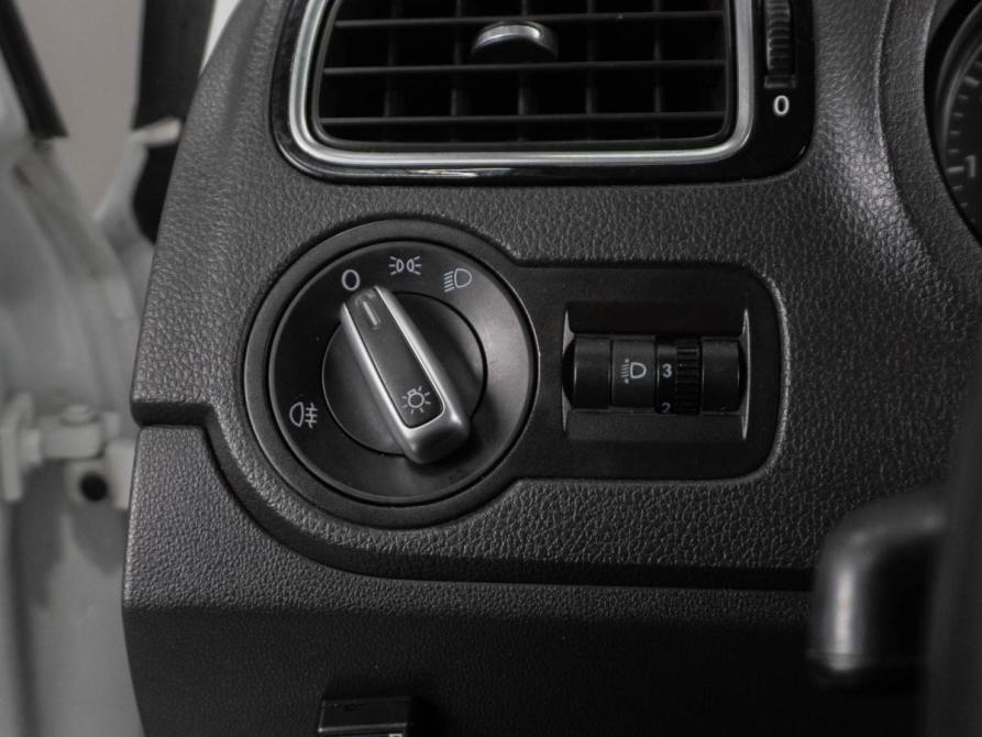 Volkswagen Polo V Рестайлинг Тюмень  - изображение 16
