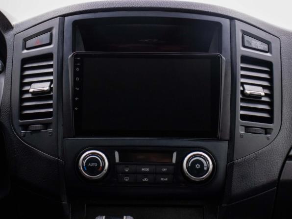 Mitsubishi Pajero IV Рестайлинг 1 с пробегом 2013 года, цена 2 000 000 рублей, 221229 км, внедорожник, Автокод Объявления