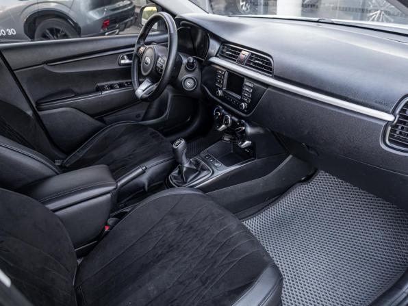 Kia Rio IV с пробегом 2017 года, цена 1 290 000 рублей, 68200 км, седан, Автокод Объявления