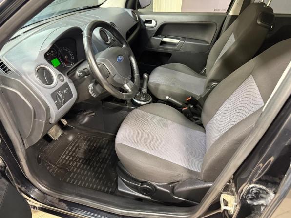 Ford Fusion I Рестайлинг с пробегом 2008 года, цена 299 000 рублей, 203643 км, хэтчбек, Автокод Объявления