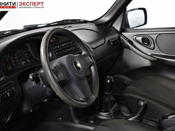 Chevrolet Niva I Рестайлинг с пробегом 2015 года, цена 587 000 рублей, 125000 км, внедорожник, Автокод Объявления
