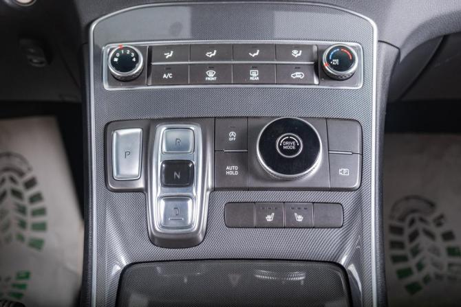 Hyundai Santa Fe IV Рестайлинг с пробегом 2021 года, цена 3 259 000 рублей, 8000 км, внедорожник, Автокод Объявления