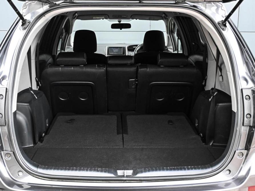 Toyota Wish II Рестайлинг Новороссийск  - изображение 22