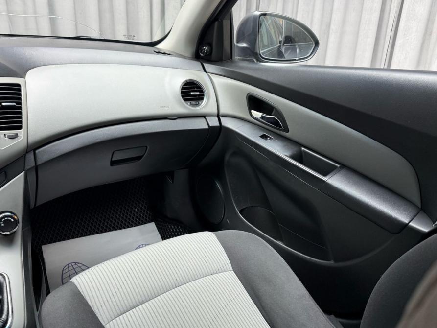 Chevrolet Cruze I Ижевск  - изображение 11