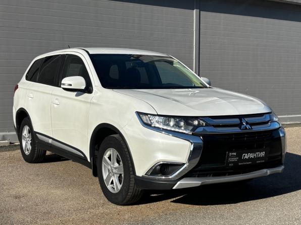 Mitsubishi Outlander III Рестайлинг 2 с пробегом 2016 года, цена 1 640 000 рублей, 181690 км, внедорожник, Автокод Объявления