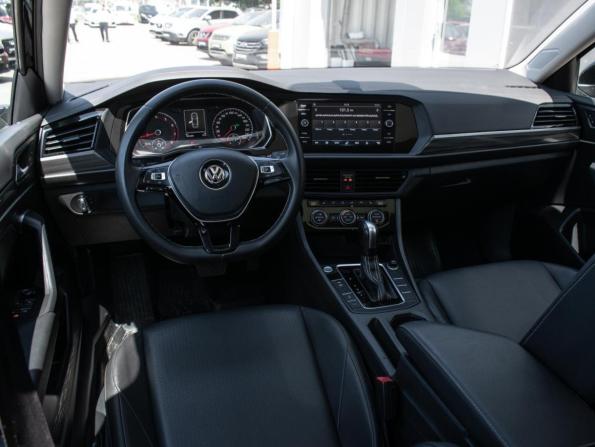 Volkswagen Jetta VII с пробегом 2021 года, цена 2 080 000 рублей, 105399 км, седан, Автокод Объявления