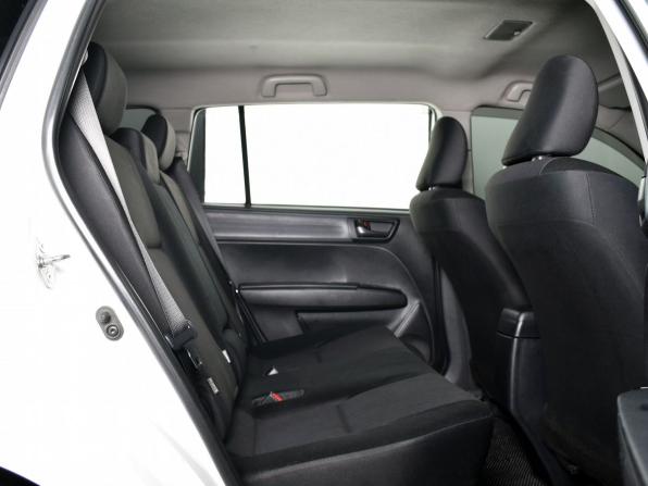 Toyota Corolla XI (E160 E170 E180) с пробегом 2013 года, цена 999 999 рублей, 238494 км, универсал, Автокод Объявления