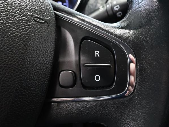 Renault Kaptur I с пробегом 2017 года, цена 1 380 000 рублей, 161575 км, внедорожник, Автокод Объявления