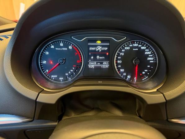 Audi A3 III (8V) Рестайлинг с пробегом 2017 года, цена 1 358 000 рублей, 234300 км, хэтчбек, Автокод Объявления