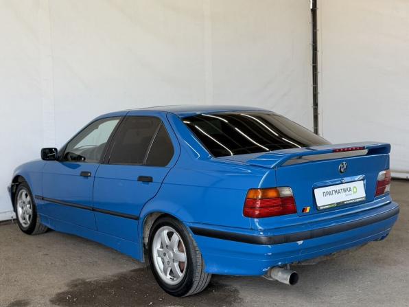 BMW 3 серии III (E36) с пробегом 1992 года, цена 299 000 рублей, 333776 км, седан, Автокод Объявления