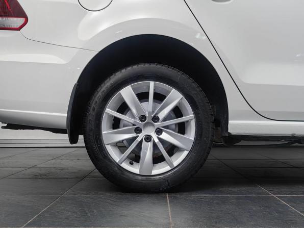 Volkswagen Polo V Рестайлинг с пробегом 2019 года, цена 1 485 000 рублей, 60405 км, седан, Автокод Объявления