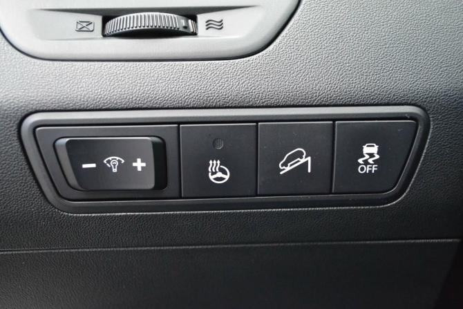 Hyundai ix35 I Рестайлинг с пробегом 2014 года, цена 1 320 000 рублей, 164763 км, внедорожник, Автокод Объявления