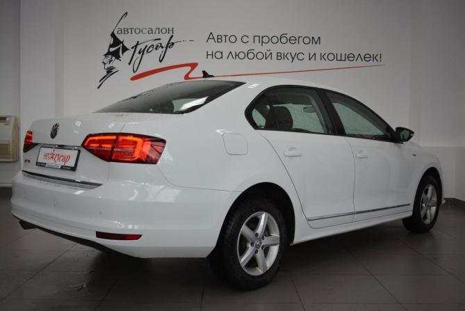 Volkswagen Jetta VI Рестайлинг с пробегом 2017 года, цена 1 299 000 рублей, 136000 км, седан, Автокод Объявления