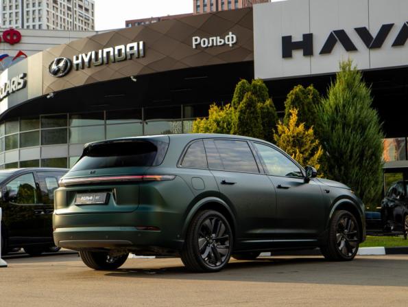 Li Auto (Lixiang) L7 I Рестайлинг с пробегом 2024 года, цена 6 348 000 рублей, 35899 км, внедорожник, Автокод Объявления
