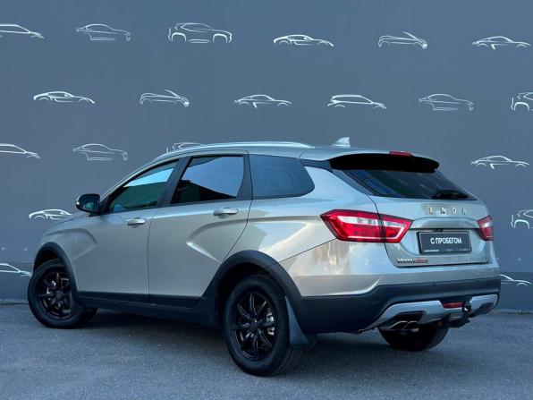 Lada (ВАЗ) Vesta I с пробегом 2018 года, цена 1 027 800 рублей, 102271 км, универсал, Автокод Объявления