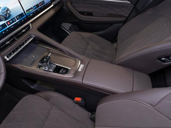 Geely Monjaro I Рестайлинг 2 с пробегом 2025 года, цена 4 250 000 рублей, 15 км, внедорожник, Автокод Объявления