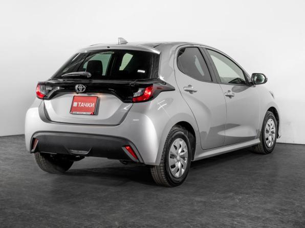 Toyota Yaris IV с пробегом 2021 года, цена 1 070 500 рублей, 100650 км, хэтчбек, Автокод Объявления
