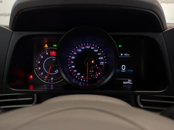 Hyundai Elantra VII (CN7) с пробегом 2022 года, цена 1 399 000 рублей, 205000 км, седан, Автокод Объявления