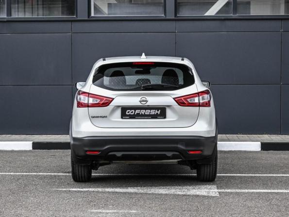 Nissan Qashqai II с пробегом 2017 года, цена 1 584 000 рублей, 96225 км, внедорожник, Автокод Объявления