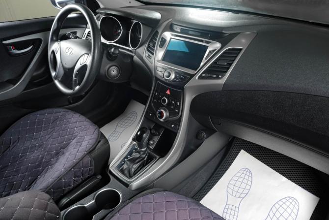 Hyundai Elantra V (MD) Рестайлинг с пробегом 2015 года, цена 1 379 000 рублей, 197000 км, седан, Автокод Объявления