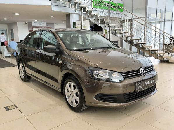 Volkswagen Polo V с пробегом 2015 года, цена 880 000 рублей, 99689 км, седан, Автокод Объявления
