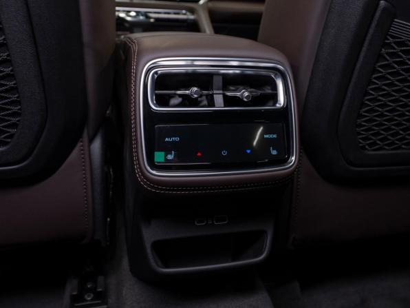 Geely Monjaro I Рестайлинг 2 с пробегом 2025 года, цена 4 200 000 рублей, 15 км, внедорожник, Автокод Объявления