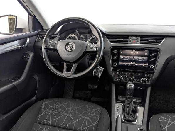 Skoda Octavia III (A7) Рестайлинг с пробегом 2020 года, цена 2 150 000 рублей, 47952 км, лифтбек, Автокод Объявления
