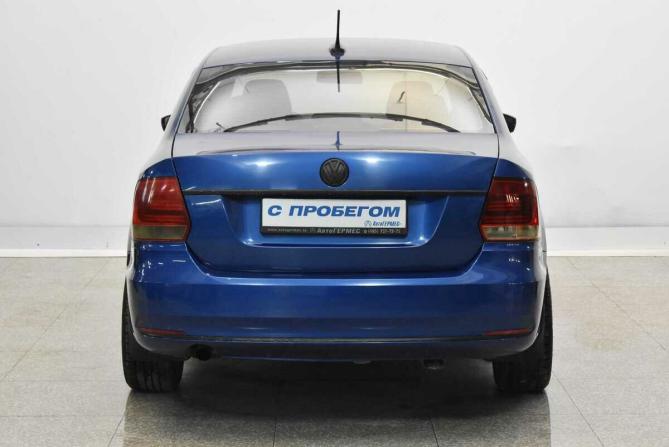 Volkswagen Polo V Рестайлинг с пробегом 2018 года, цена 885 000 рублей, 175775 км, седан, Автокод Объявления