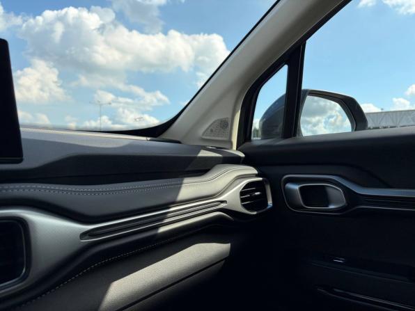 Geely Okavango I с пробегом 2023 года, цена 2 095 000 рублей, 79000 км, внедорожник, Автокод Объявления