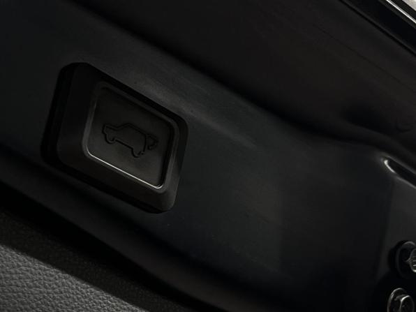 Toyota RAV4 V (XA50) с пробегом 2020 года, цена 2 636 000 рублей, 157713 км, внедорожник, Автокод Объявления