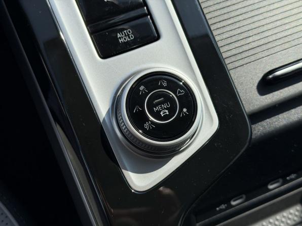 Volkswagen Tavendor I с пробегом 2025 года, цена 5 790 000 рублей, 50 км, внедорожник, Автокод Объявления