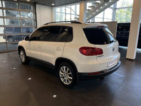 Volkswagen Tiguan I Рестайлинг с пробегом 2012 года, цена 1 560 000 рублей, 100021 км, внедорожник, Автокод Объявления