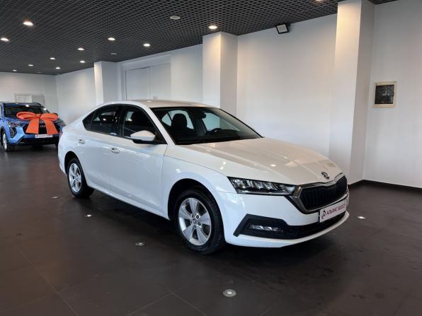Skoda Octavia IV (A8) с пробегом 2021 года, цена 2 390 000 рублей, 103261 км, лифтбек, Автокод Объявления