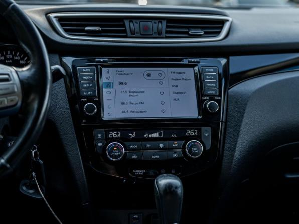 Nissan Qashqai II с пробегом 2018 года, цена 1 605 000 рублей, 131115 км, внедорожник, Автокод Объявления