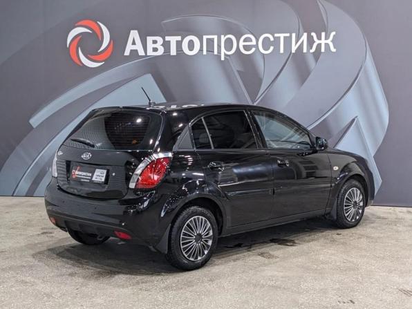 Kia Rio II Рестайлинг с пробегом 2011 года, цена 535 000 рублей, 184262 км, хэтчбек, Автокод Объявления