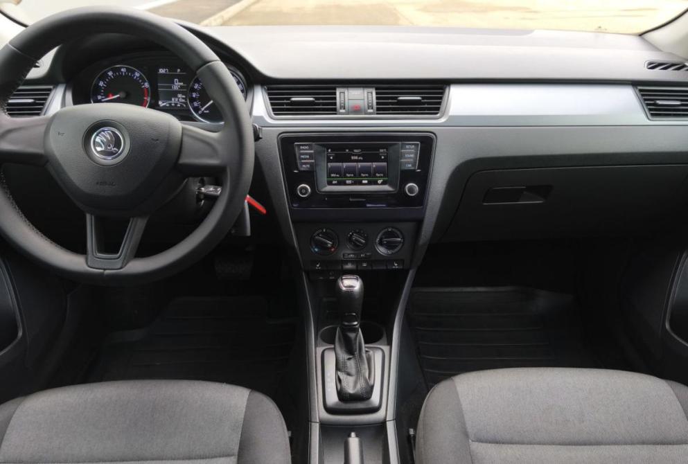 Skoda Rapid I Сыктывкар  - изображение 15