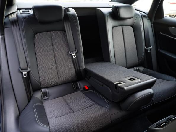 Audi A6 V (C8) с пробегом 2020 года, цена 3 749 000 рублей, 50954 км, седан, Автокод Объявления