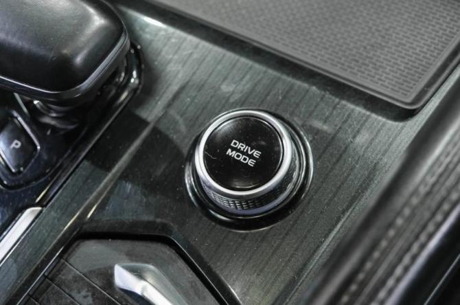 Geely Monjaro I с пробегом 2023 года, цена 3 199 000 рублей, 72000 км, внедорожник, Автокод Объявления