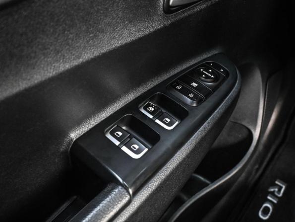 Kia Rio IV Рестайлинг с пробегом 2020 года, цена 1 534 000 рублей, 99678 км, седан, Автокод Объявления