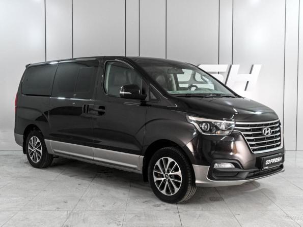 Hyundai Grand Starex I Рестайлинг 2 с пробегом 2018 года, цена 4 439 000 рублей, 108191 км, минивэн, Автокод Объявления