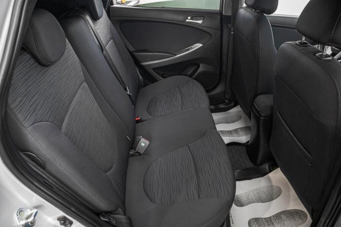 Hyundai Solaris I Рестайлинг с пробегом 2015 года, цена 1 289 000 рублей, 91000 км, хэтчбек, Автокод Объявления