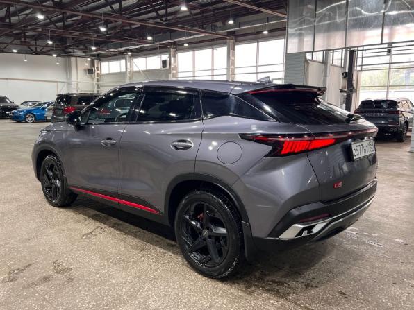 Omoda C5 I с пробегом 2023 года, цена 1 595 000 рублей, 44592 км, внедорожник, Автокод Объявления